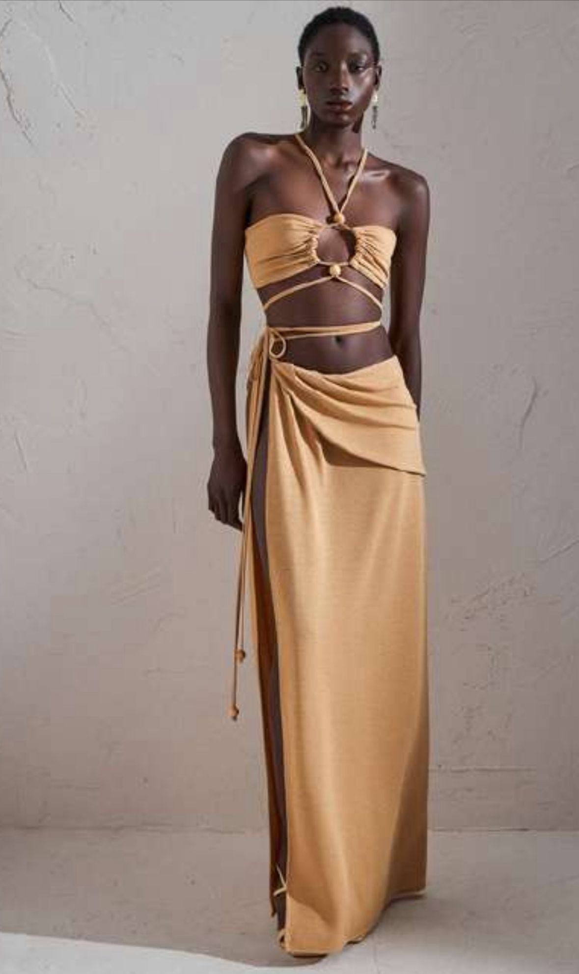 Maxi layered tied up skirt