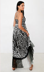 Load image into Gallery viewer, Vianca asimetric long dress

