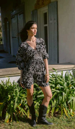 Load image into Gallery viewer, Verona Black &amp; White Corto short dress
