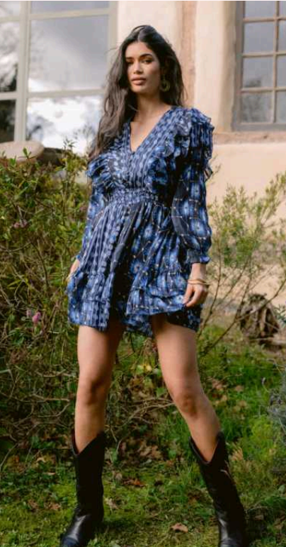 VESTIDO CORTO Dress