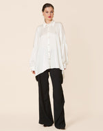 Load image into Gallery viewer, Long sleeve oversized shirt
